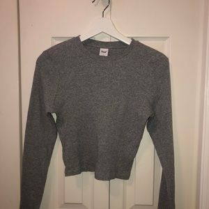 Aritzia TNA long sleeve